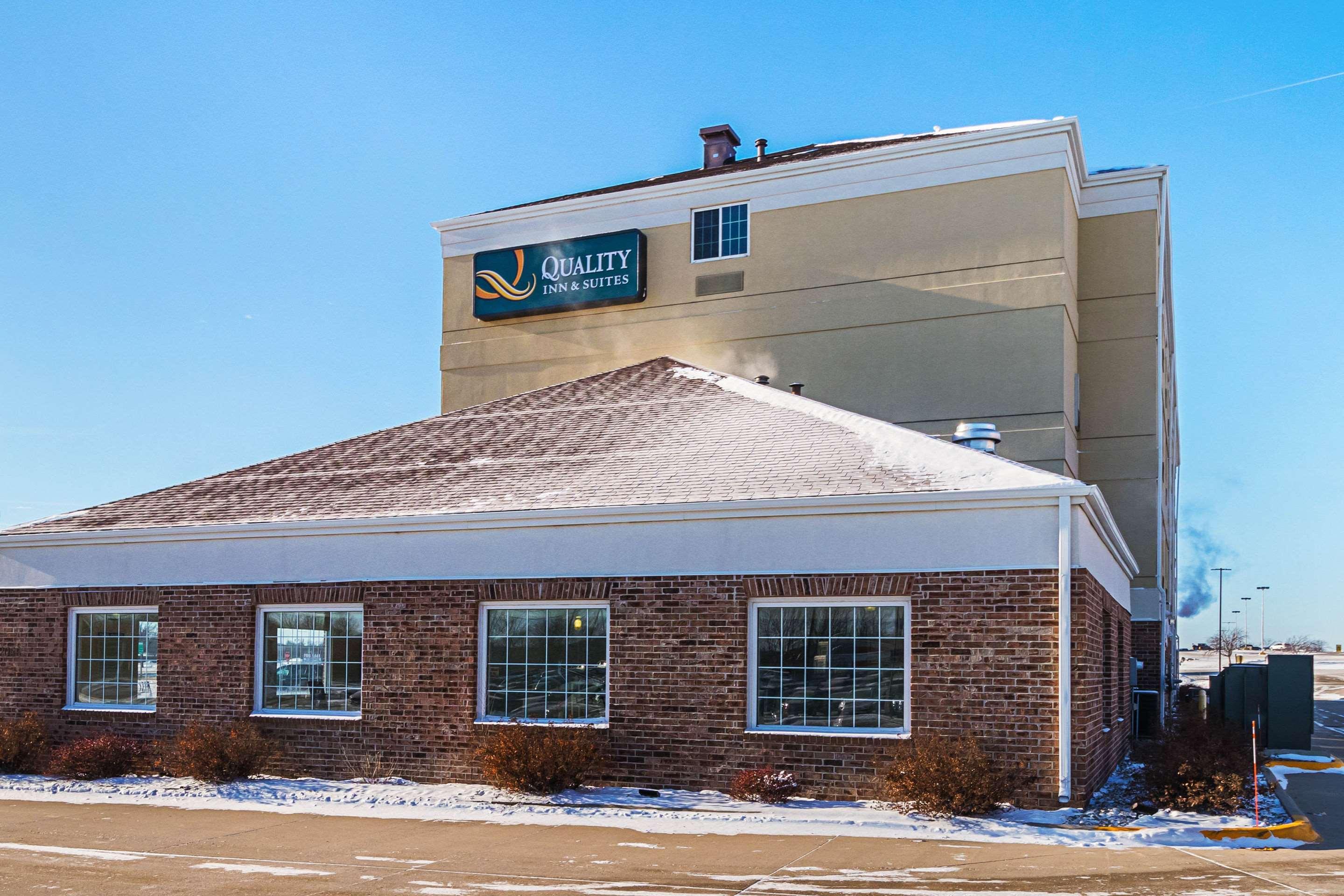 Suburban Extended Stay Hotel Waterloo - Cedar Falls - Cedar Valley Exterior photo